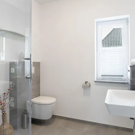 Appartement Haus Wolkentraum - Traum Mit Terrasse Und Bio-kamin Zinnowitz